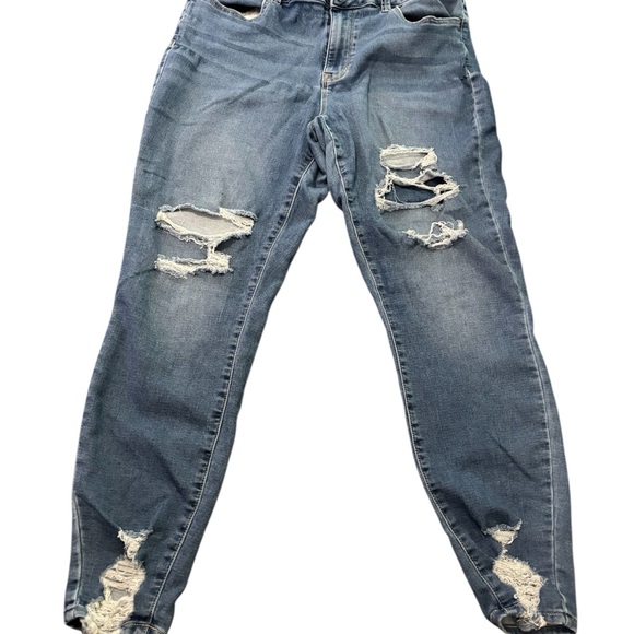 Maurices Blue Boyfriend Jeans Distressed Vintage Look - Picture 1 of 7